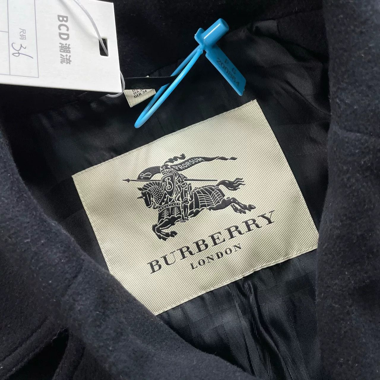 Burberry Burberry Black Coat Size XS / US 0-2 / IT 36-38 - 4 Thumbnail