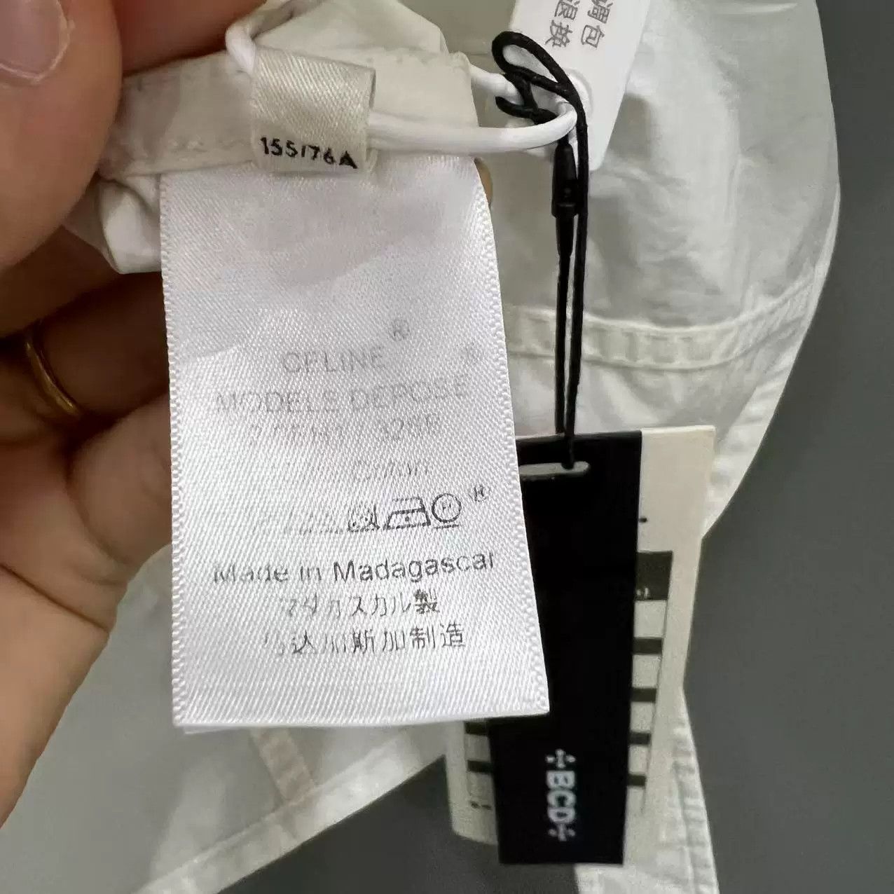 Celine CELINE White Short-Sleeve Shirt Size XXS / US 00 / IT 34 - 4 Thumbnail