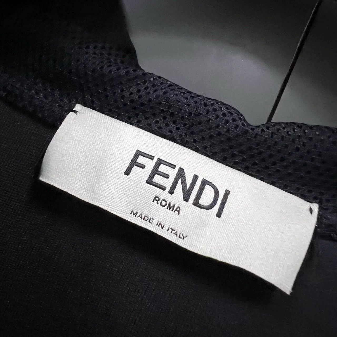 Fendi FENDI Black Cropped Drawstring Hoodie Size S / US 4 / IT 40 - 2 Thumbnail