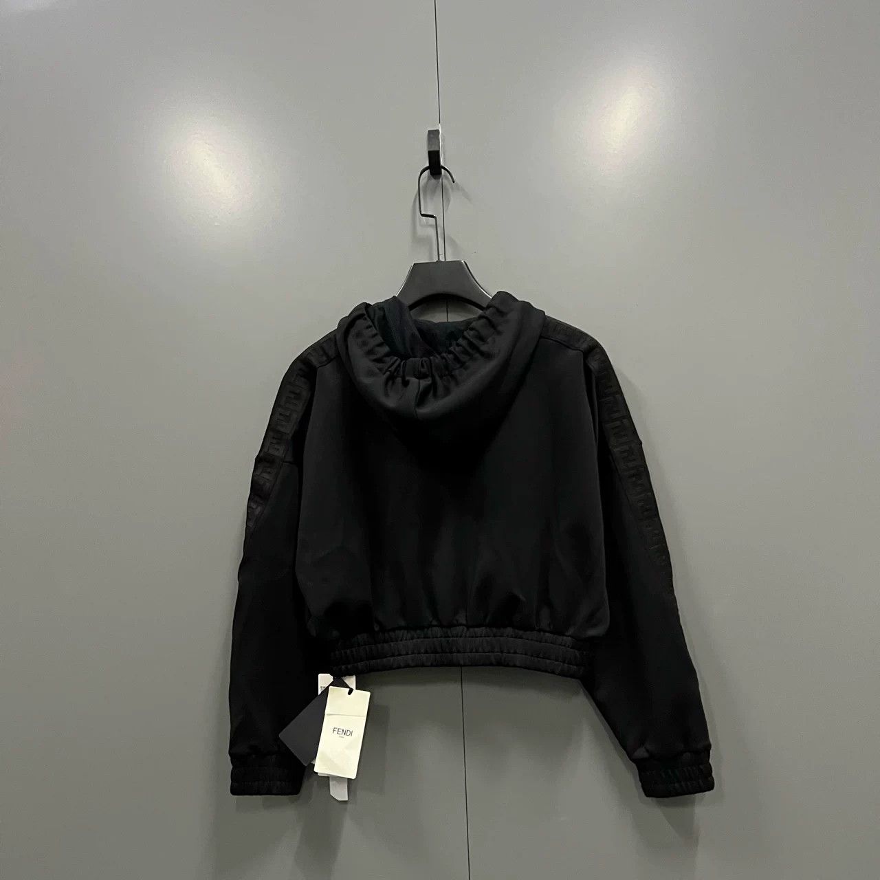 Fendi FENDI Black Cropped Drawstring Hoodie Size S / US 4 / IT 40 - 3 Thumbnail