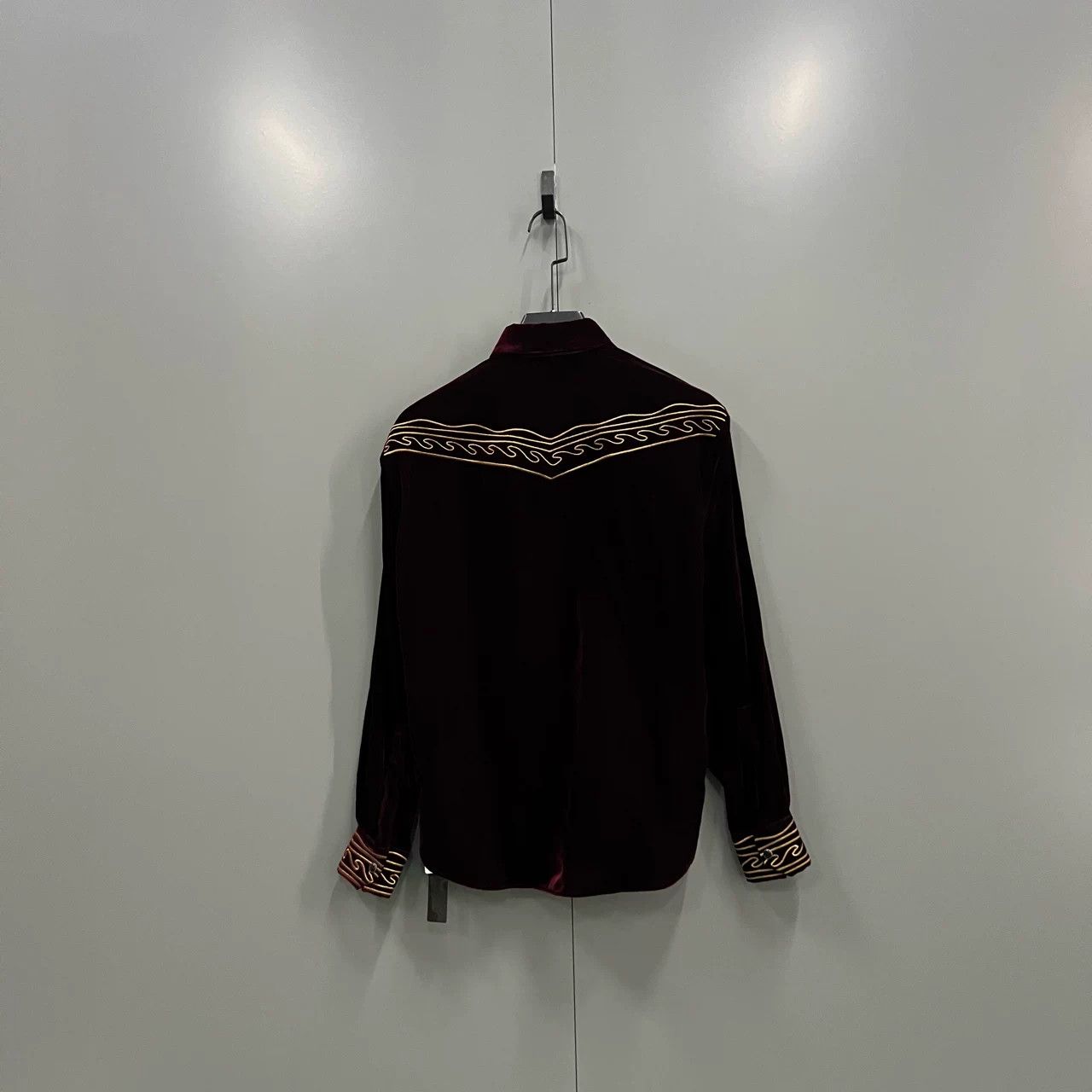 Saint Laurent Paris Saint Laurent Burgundy Velvet Embroidered Shirt Size XS / US 0-2 / IT 36-38 - 2 Thumbnail