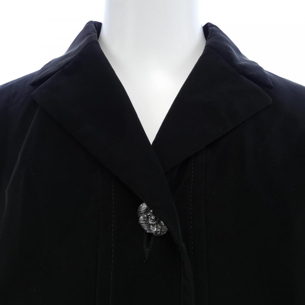 Chanel Chanel Chanel Wool Cape Textile Outerwear P75859V67122 DUTY FREE for USA Size ONE SIZE - 6 Thumbnail
