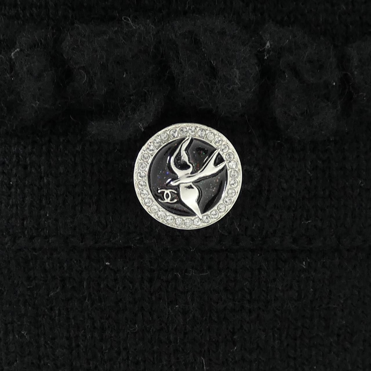 Chanel Chanel Chanel Cashmere Cardigan Textile Tops P79490K11499 DUTY FREE for USA Size ONE SIZE - 8 Thumbnail