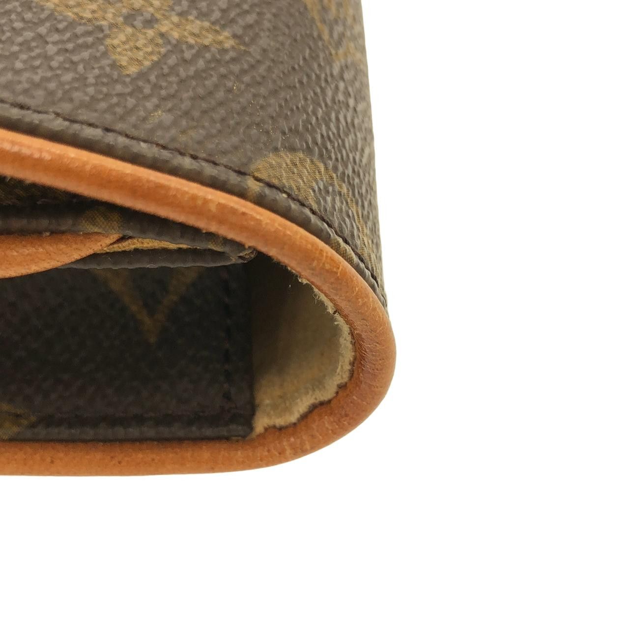 Louis Vuitton Louis Vuitton Louis Vuitton Monogram Shoulder Bag Textile Shoulder Bag M51852 DUTY FREE for USA Size ONE SIZE - 5 Thumbnail
