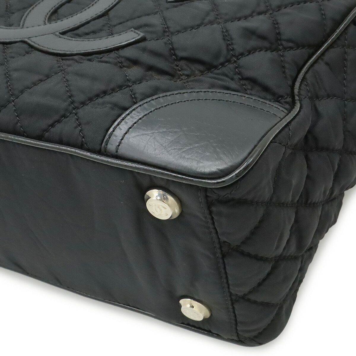 Chanel Chanel Chanel Matelasse Nylon Canvas Tote Bag Textile Tote Bag A33100 DUTY FREE for USA Size ONE SIZE - 3 Thumbnail
