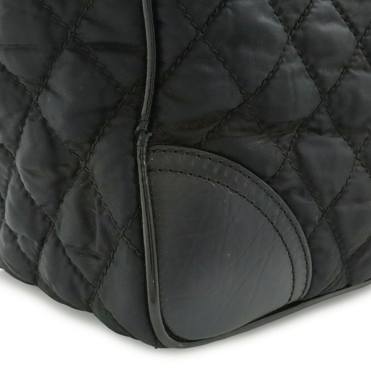 Chanel Chanel Chanel Matelasse Nylon Canvas Tote Bag Textile Tote Bag A33100 DUTY FREE for USA Size ONE SIZE - 8 Thumbnail