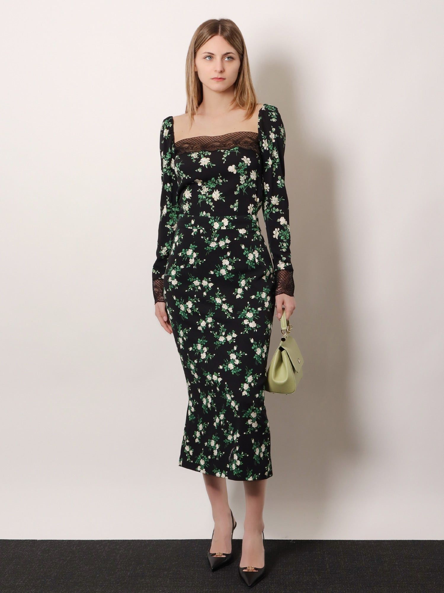 Dolce & Gabbana Silk Top With Floral Print Size S / US 4 / IT 40 - 2 Thumbnail