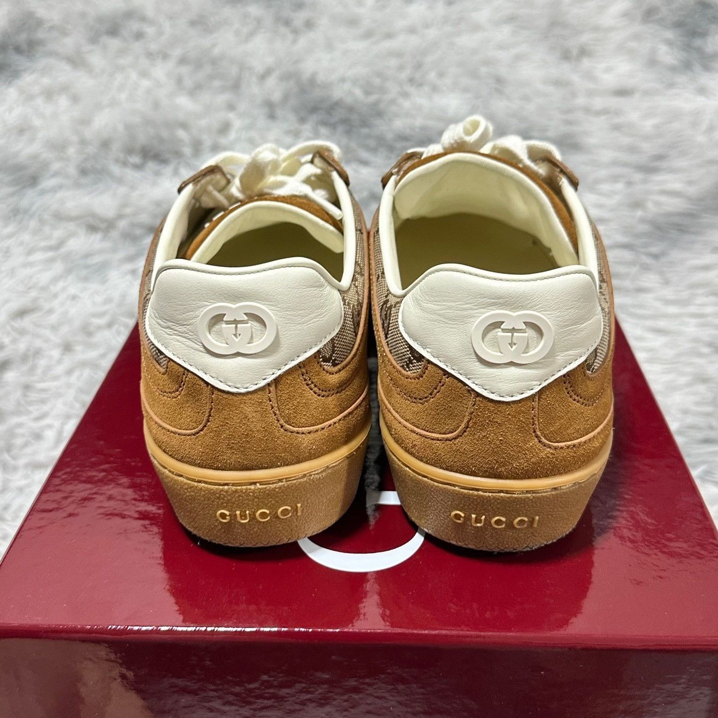 Gucci gucci brown low-top lace-up sneakers for women Size US 7 / IT 37 - 7 Thumbnail