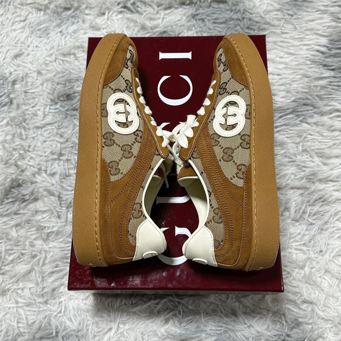 Gucci gucci brown low-top lace-up sneakers for women Size US 7 / IT 37 - 2 Thumbnail