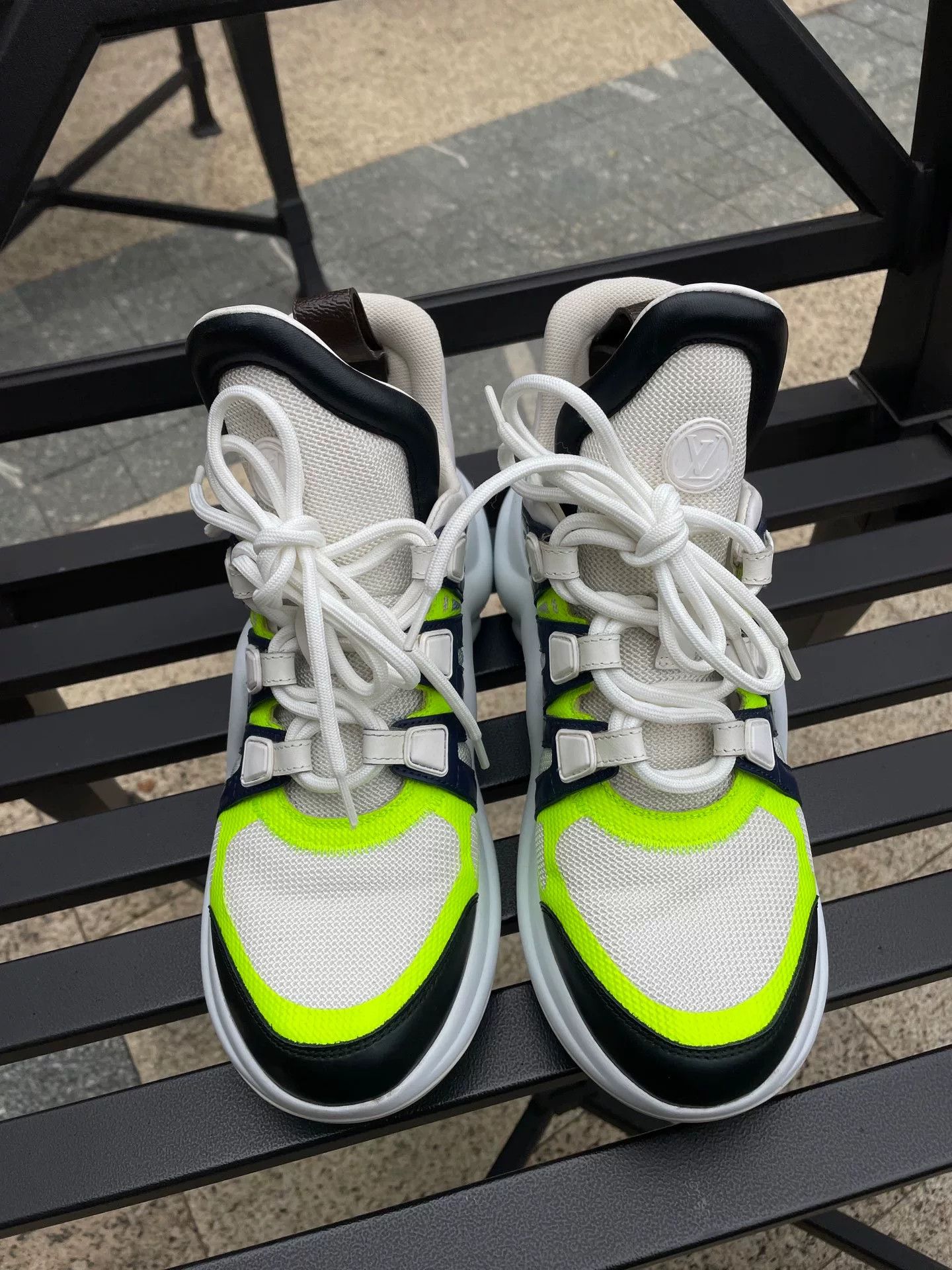 LVXWA Green Louis Vuitton Arch Bridge Shoes Size US 7 / IT 37 - 2 Thumbnail