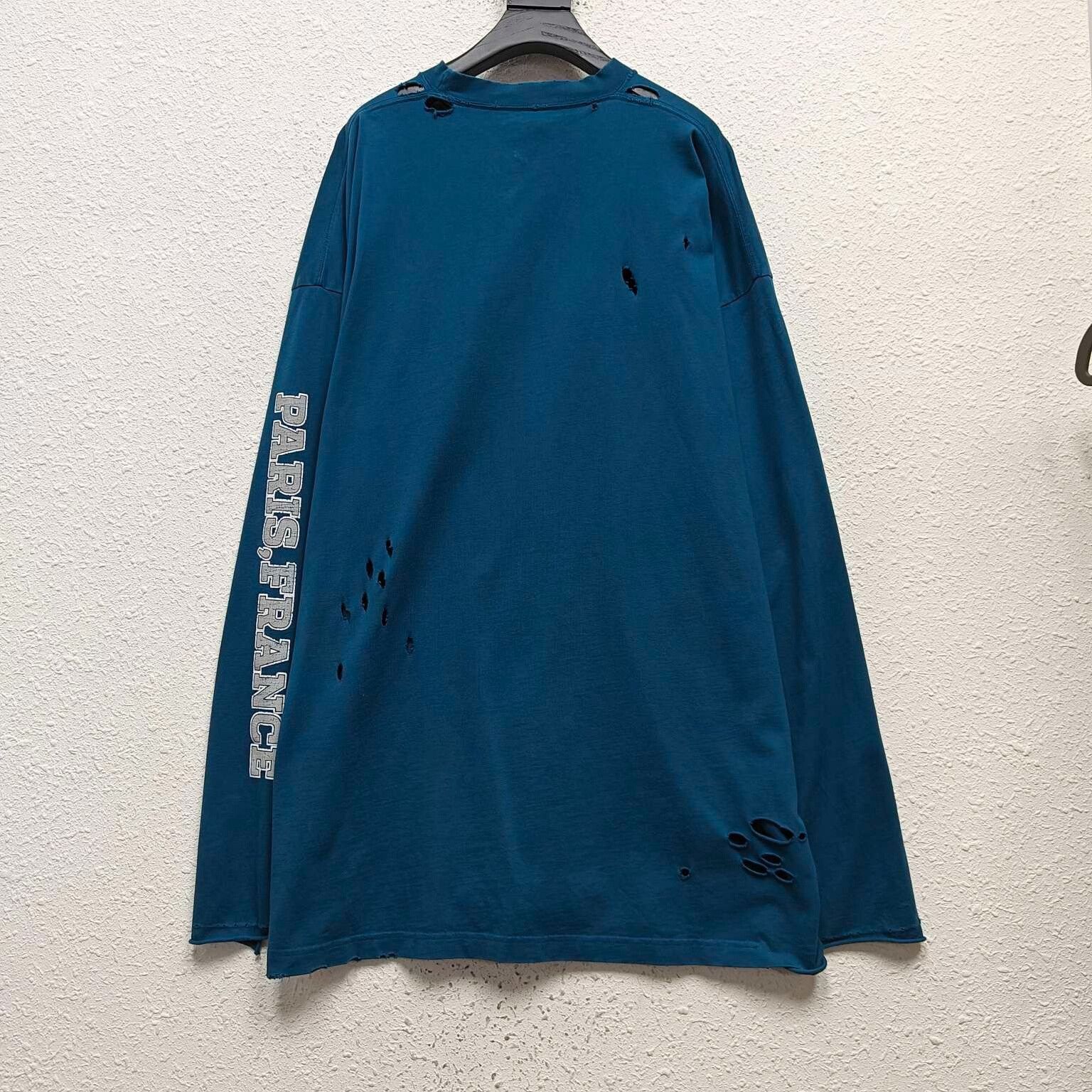 Balenciaga Balenciaga Distressed Logo Long Sleeve Shirt Size US XL / EU 56 / 4 - 2 Thumbnail