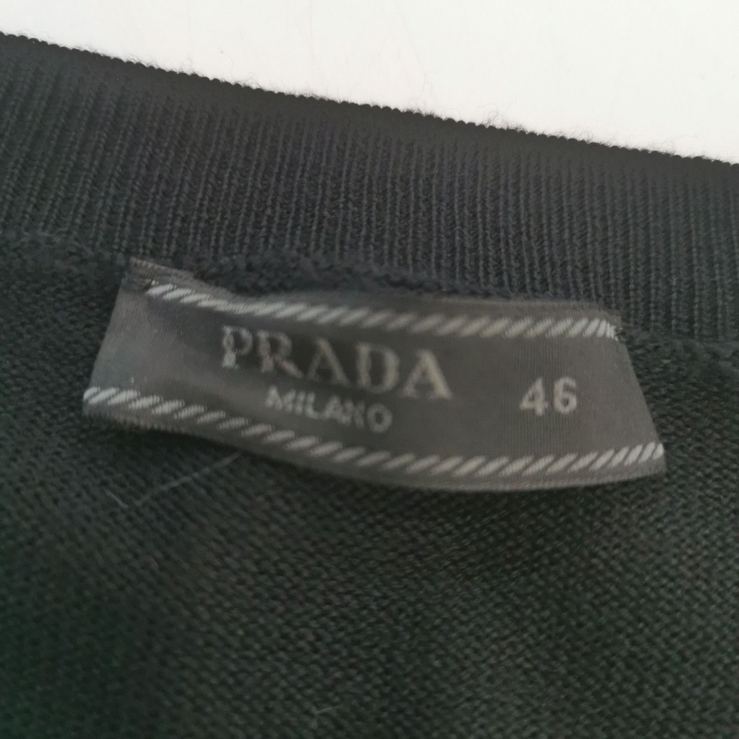 Prada Prada Wool V-Neck Long-Sleeve Cardigan S Size US S / EU 44-46 / 1 - 7 Thumbnail