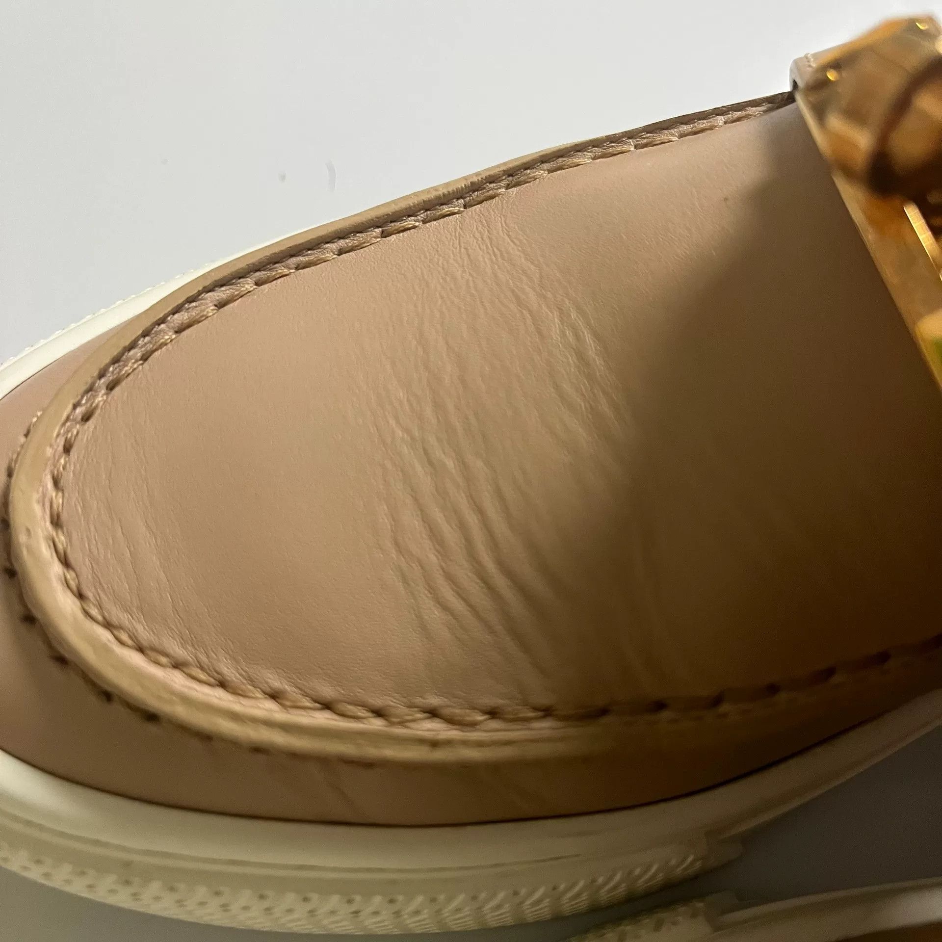 Hermes Hermes Beige Kelly Buckle Sneakers Size US 6 / IT 36 - 7 Thumbnail