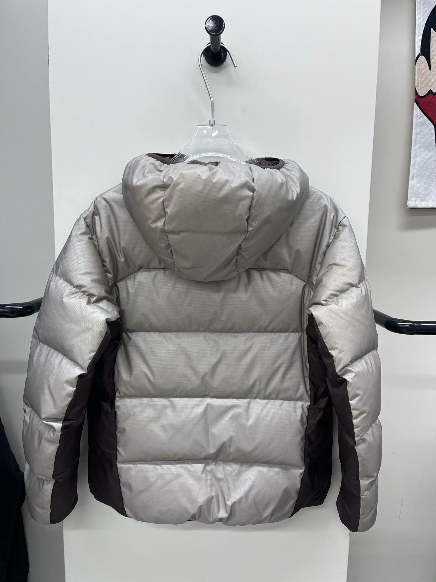 Other KAILAS Women's Silver Puffer Jacket Size S / US 4 / IT 40 - 2 Thumbnail