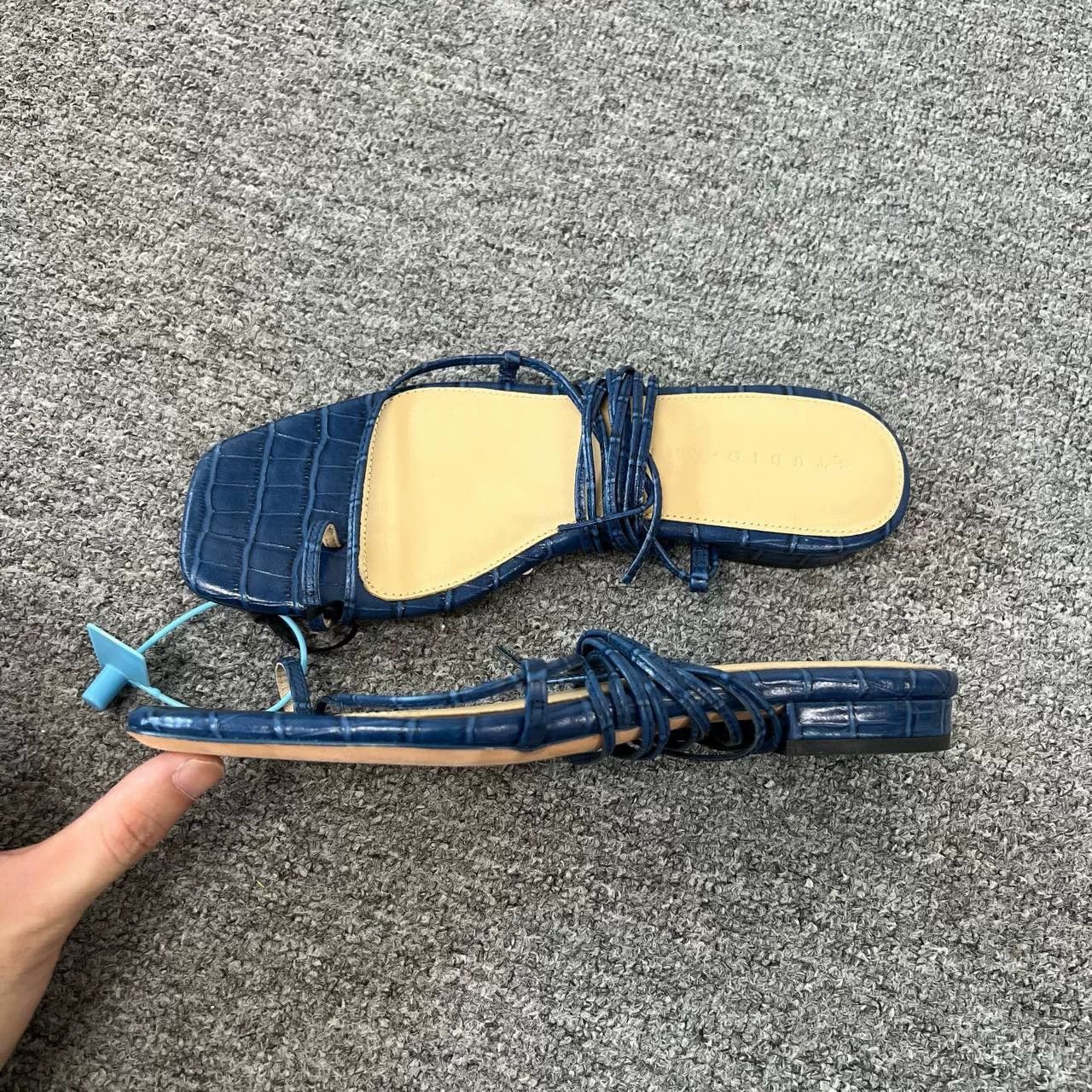 Other Studio Amelia Flat Strappy Roman Sandals Size US 7 / IT 37 - 5 Thumbnail
