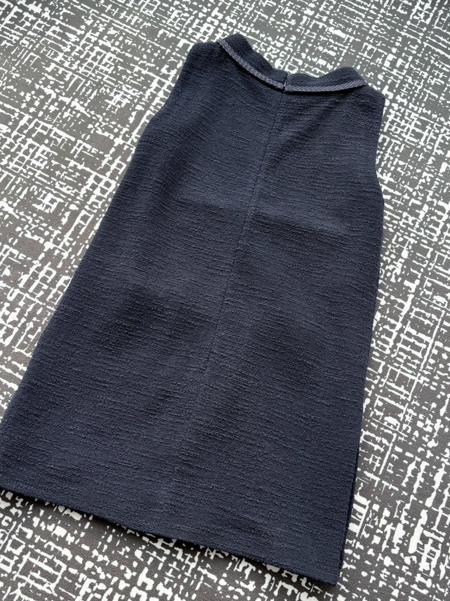 Other Sleeveless Tweed Dress Horsebit Pineapple Buttons Size M / US 6-8 / IT 42-44 - 2 Thumbnail