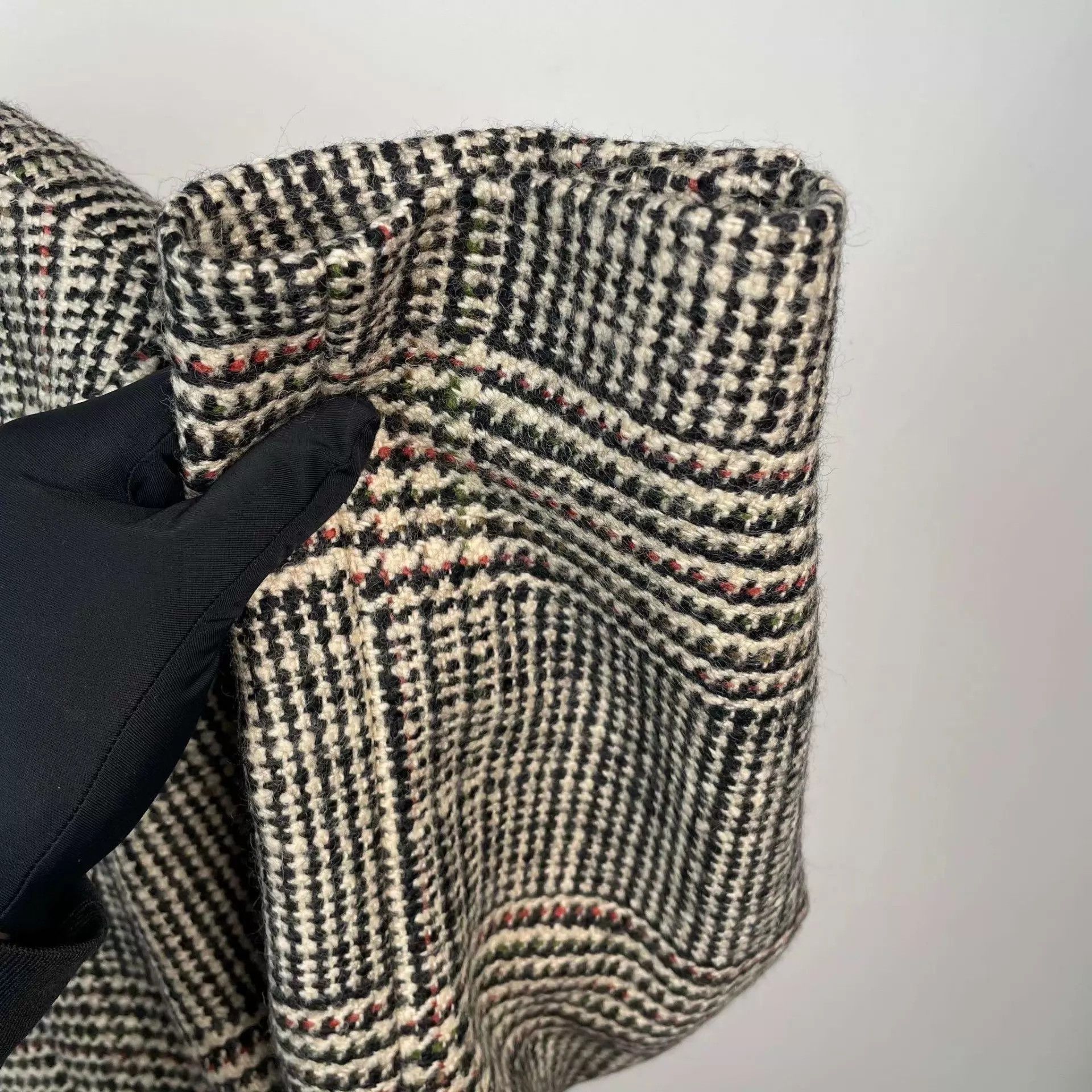 Celine Multi Plaid Pattern Single-Breasted Blazer Size XS / US 0-2 / IT 36-38 - 9 Thumbnail