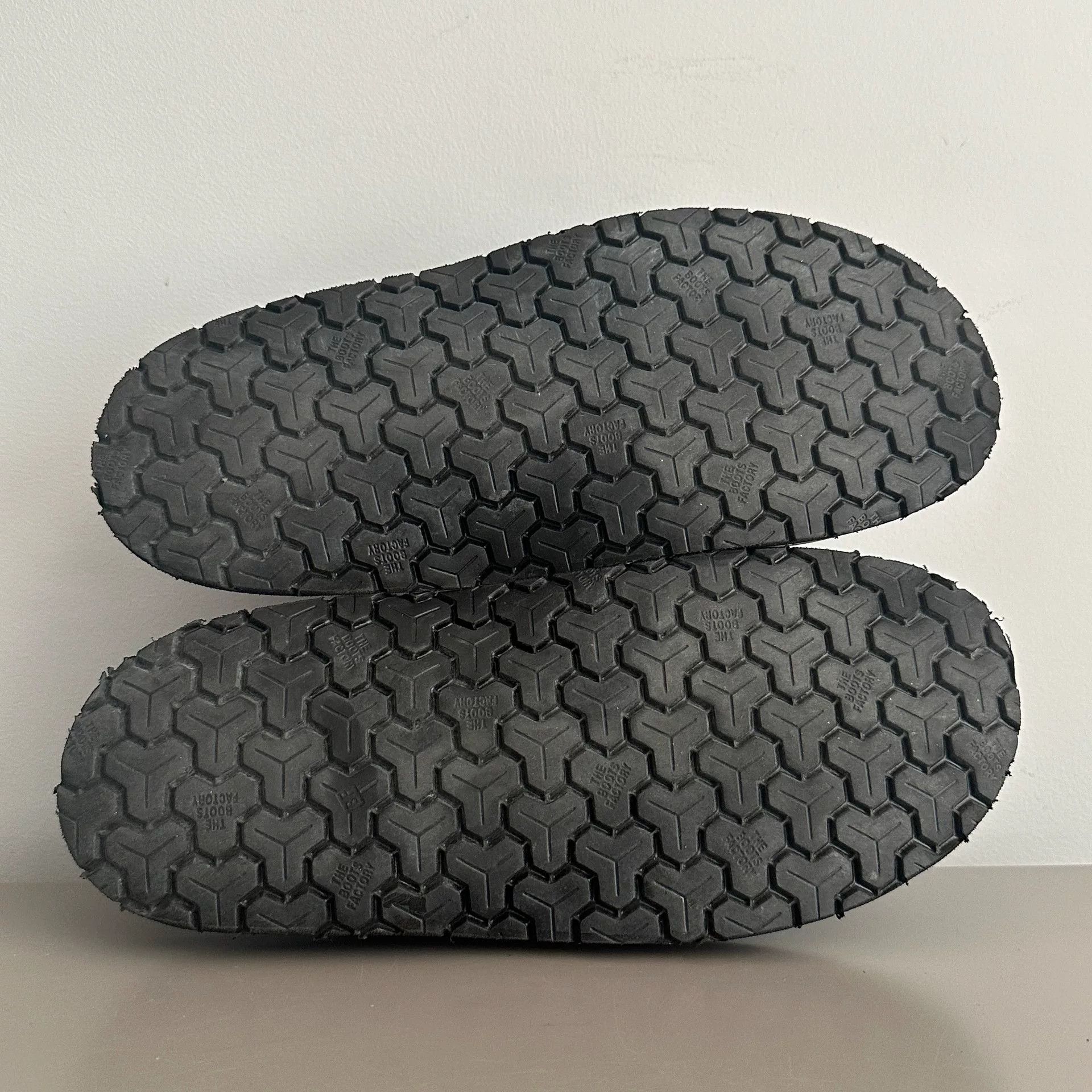 Other Tokyo Sandals Engineer Slip-on Size US 6 / EU 39 - 7 Thumbnail