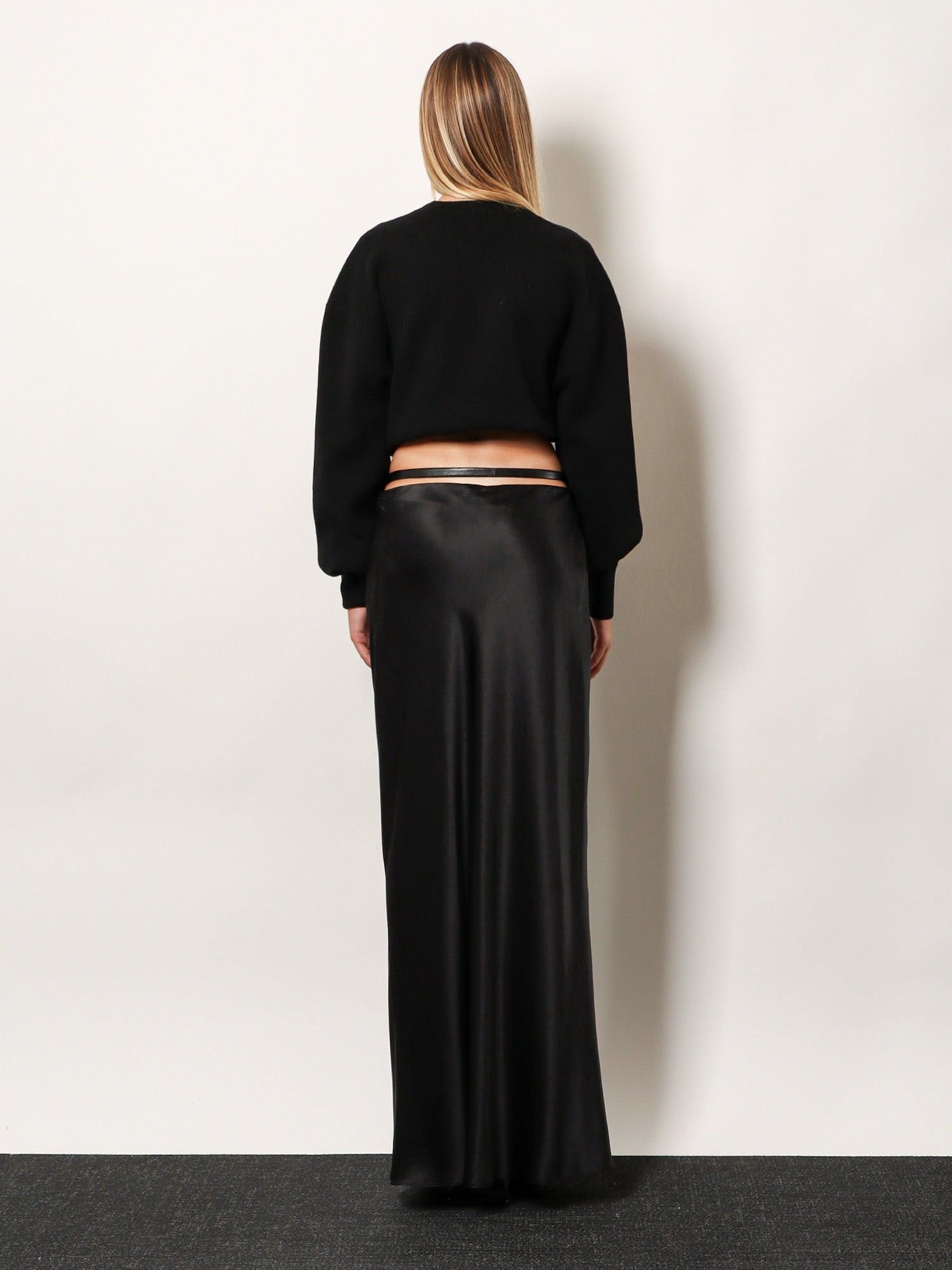 Tom Ford Silk Midi Skirt Size 27" / US 4 / IT 40 - 2 Thumbnail