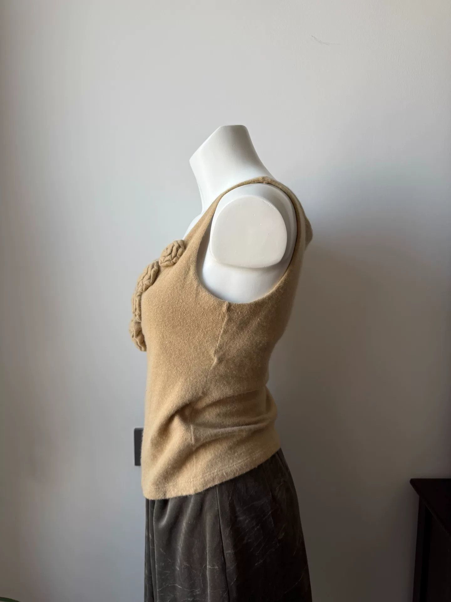 Moschino MOSCHINO Cashmere Khaki Knit Flower Vest Size M / US 6-8 / IT 42-44 - 5 Thumbnail
