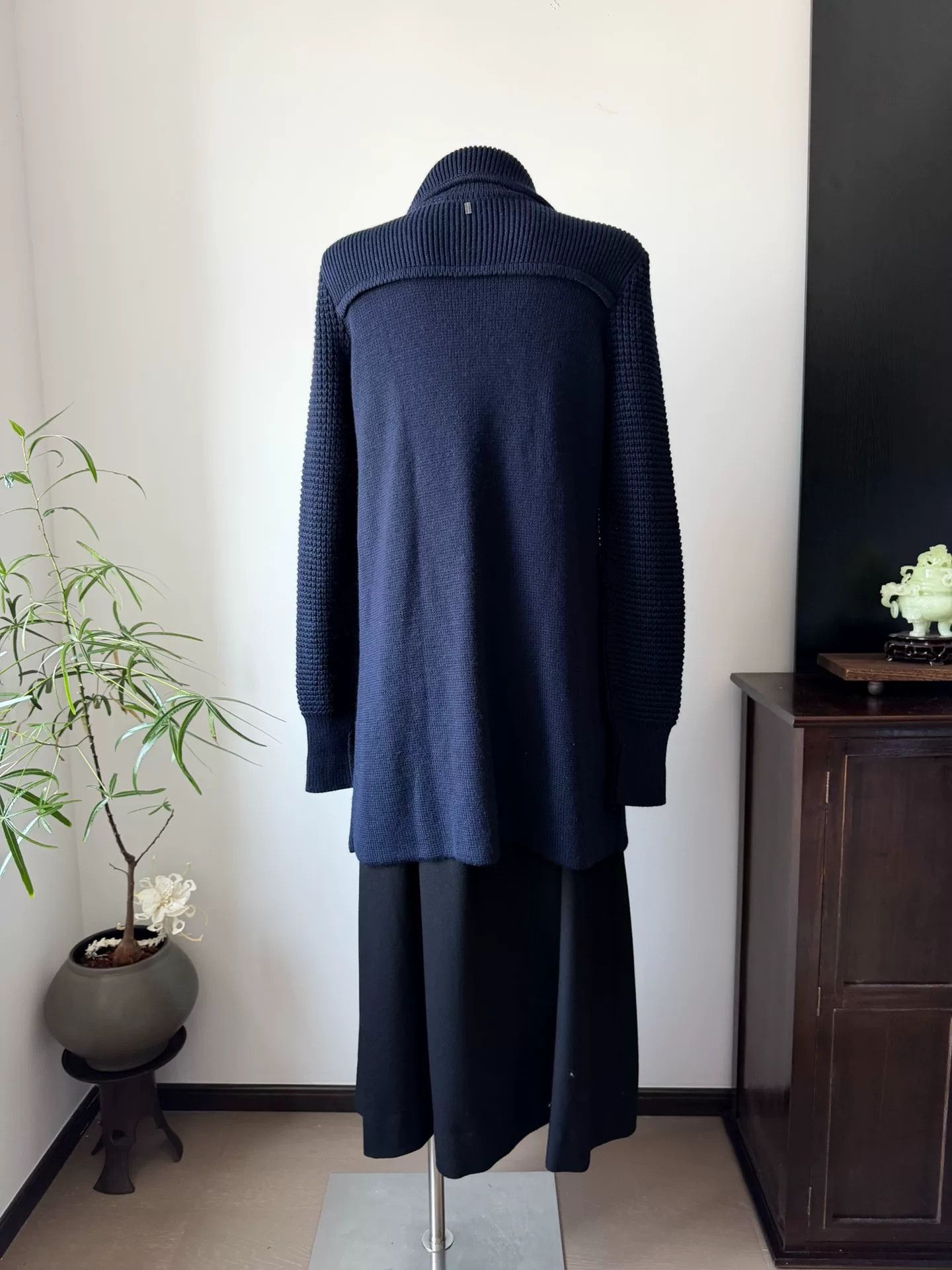 Sportmax SPORTMAX Navy Leather Button Knit Cardigan Size M / US 6-8 / IT 42-44 - 7 Thumbnail