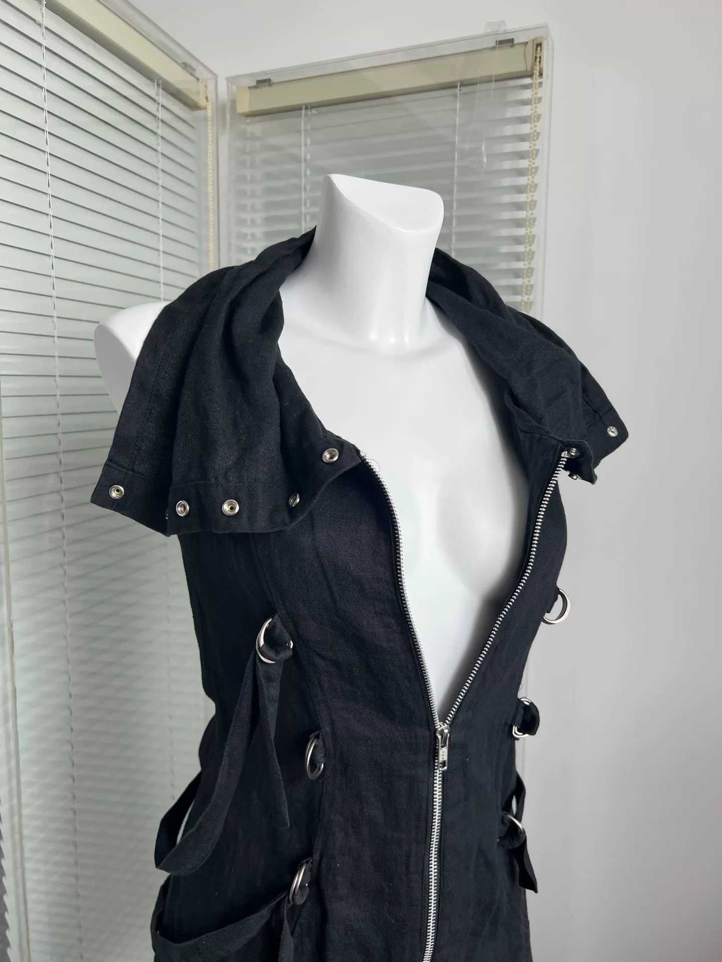 BP. Sleeveless High Neck Buttoned Wrap Dress Size M / US 6-8 / IT 42-44 - 6 Thumbnail