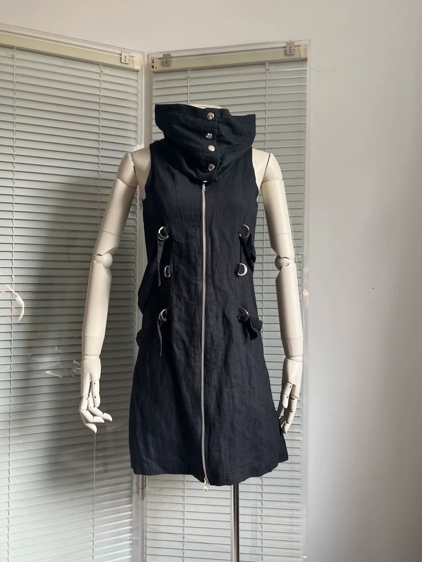 BP. Sleeveless High Neck Buttoned Wrap Dress Size M / US 6-8 / IT 42-44 - 7 Thumbnail