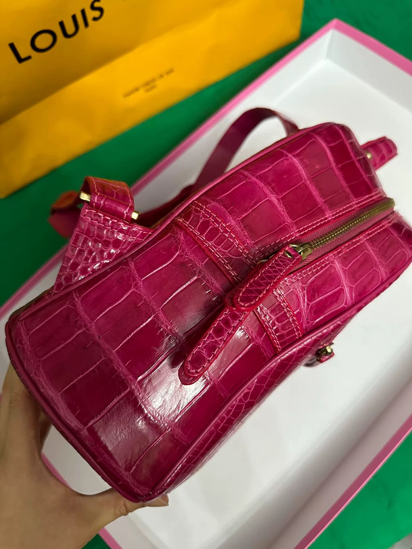 Other Pink Crocodile Leather Backpack Size ONE SIZE - 6 Thumbnail