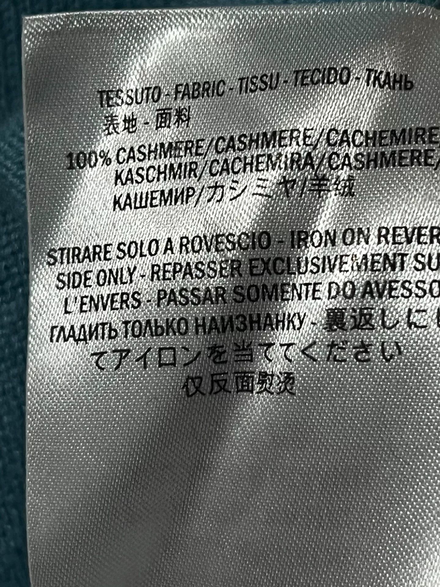 Gucci Gucci 100% Cashmere Sweater Size M / US 6-8 / IT 42-44 - 4 Thumbnail