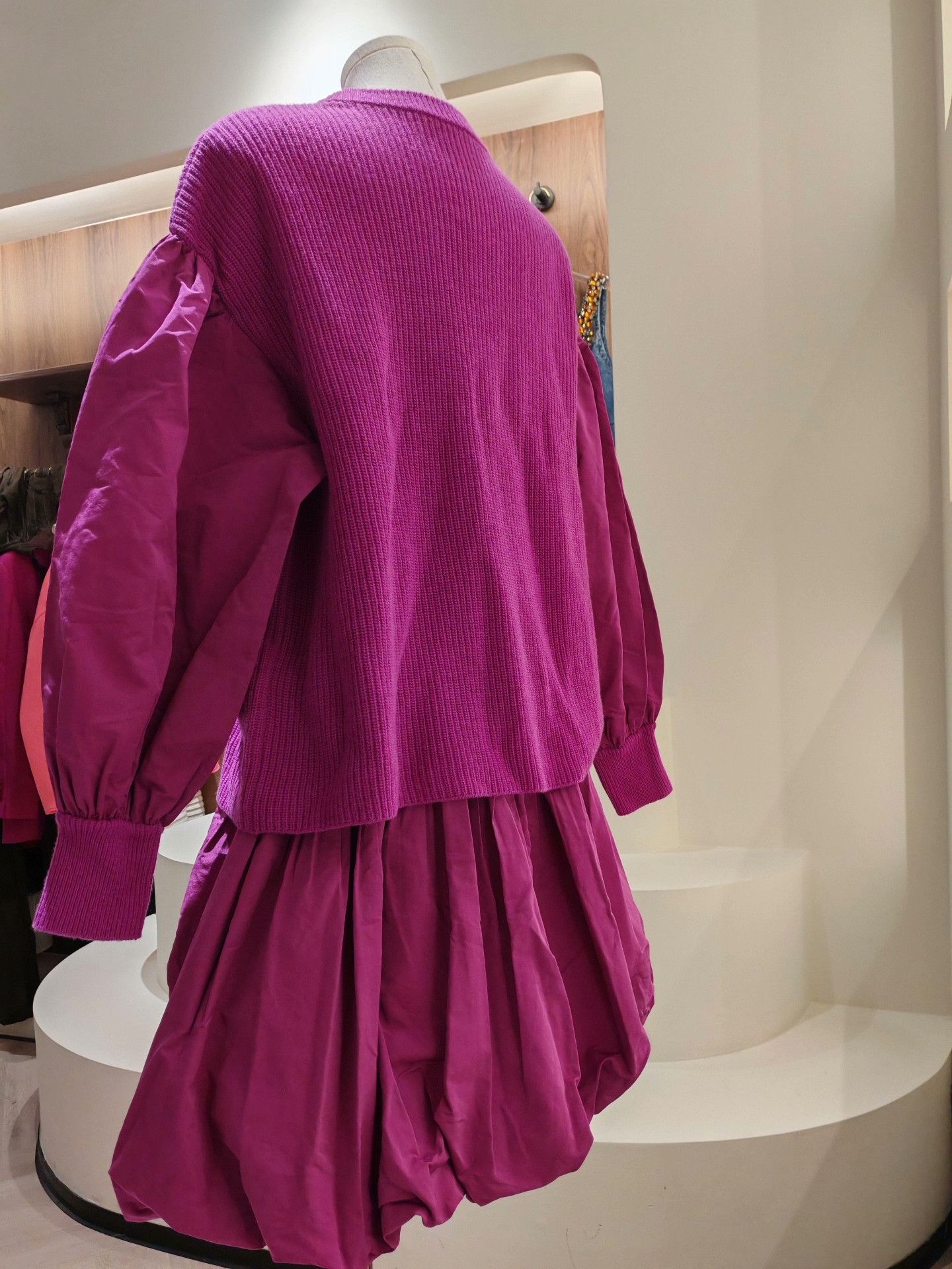 Valentino Valentino Pink Knit Bubble Skirt Set Size M / US 6-8 / IT 42-44 - 2 Thumbnail