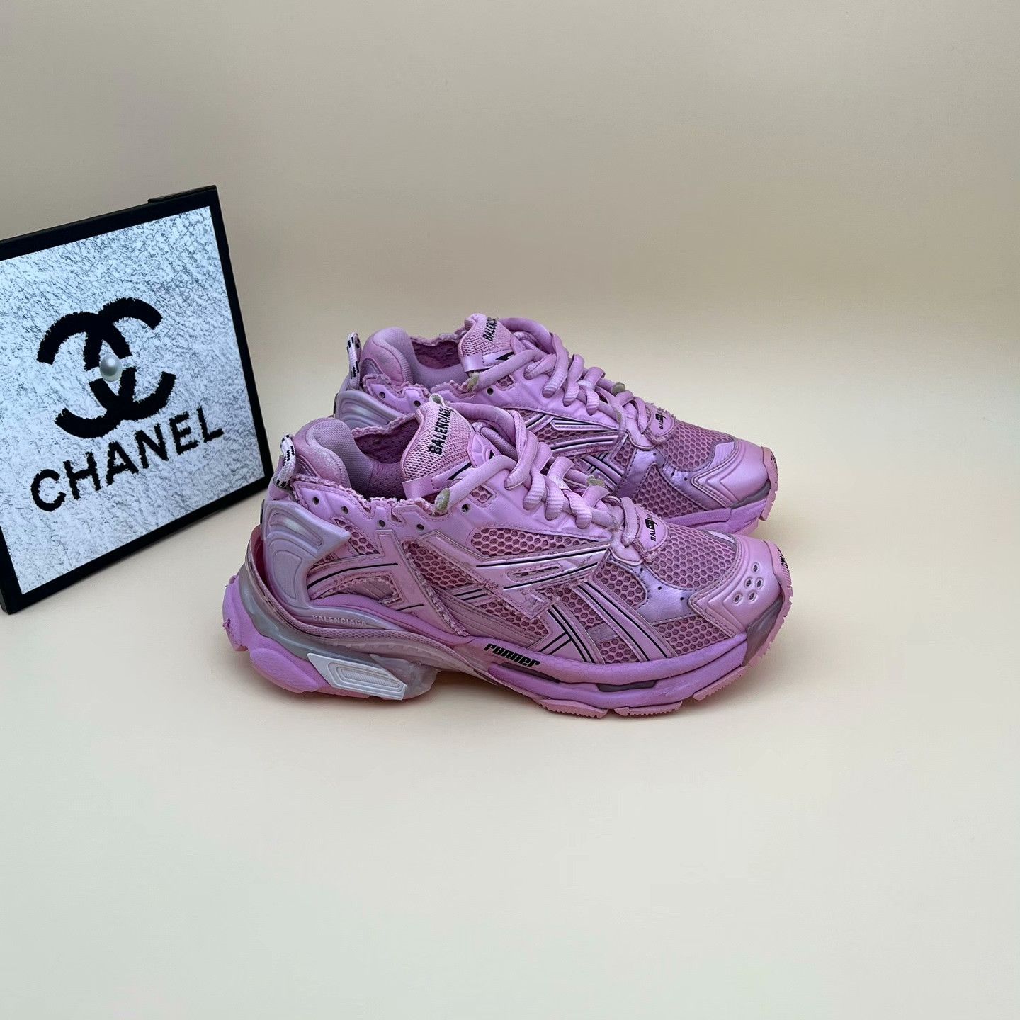 Balenciaga Balenciaga Running Lowtop Sneakers 6 Men Size US 6 / EU 39 - 4 Thumbnail