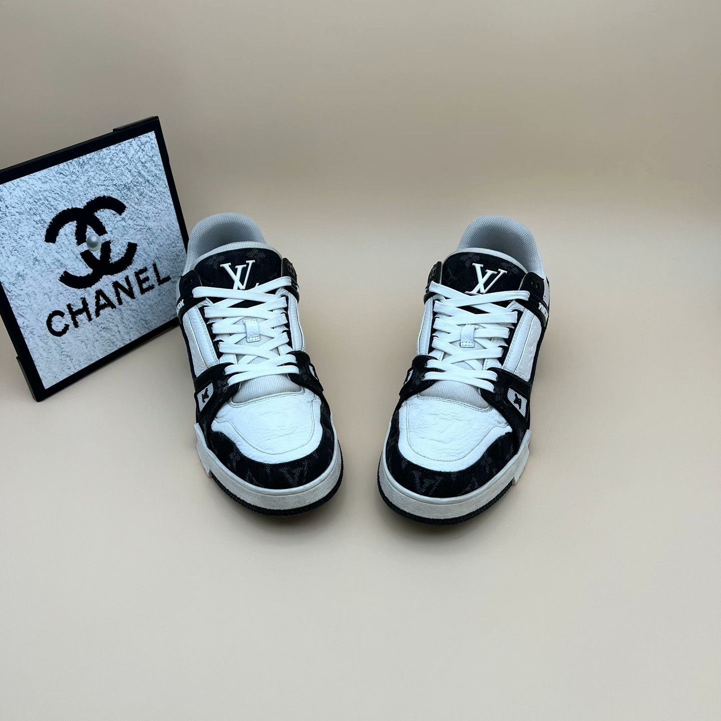 Louis Vuitton Louis Vuitton Training Denim Black Lowtop Sneakers 10 Men Size US 10 / EU 43 - 2 Thumbnail