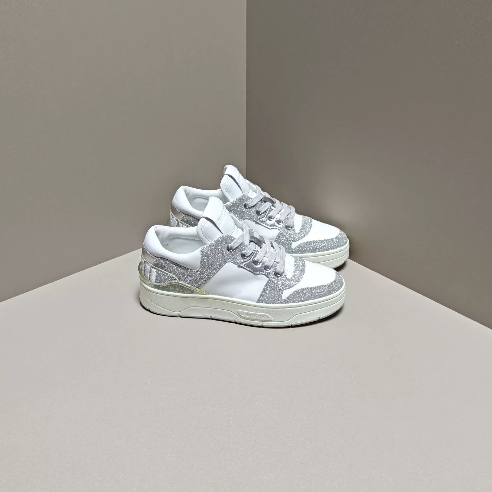 Jimmy Choo Jimmy Choo Pink Lowtop Sneakers us_6 Women Size US 6 / IT 36 - 4 Thumbnail