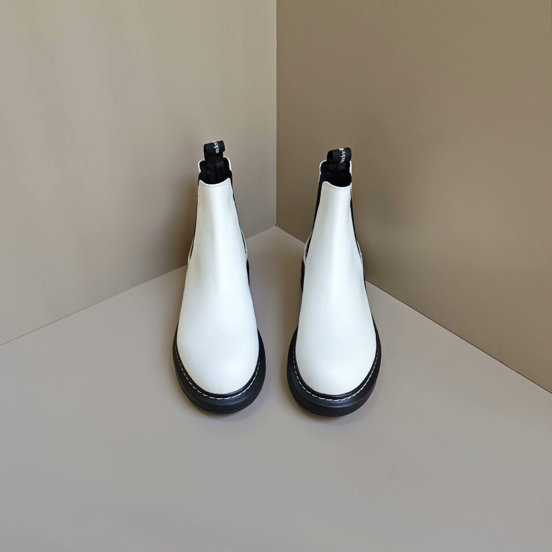 Alexander McQueen Alexander McQueen White Boots us_7 Women Size US 7 / IT 37 - 2 Thumbnail
