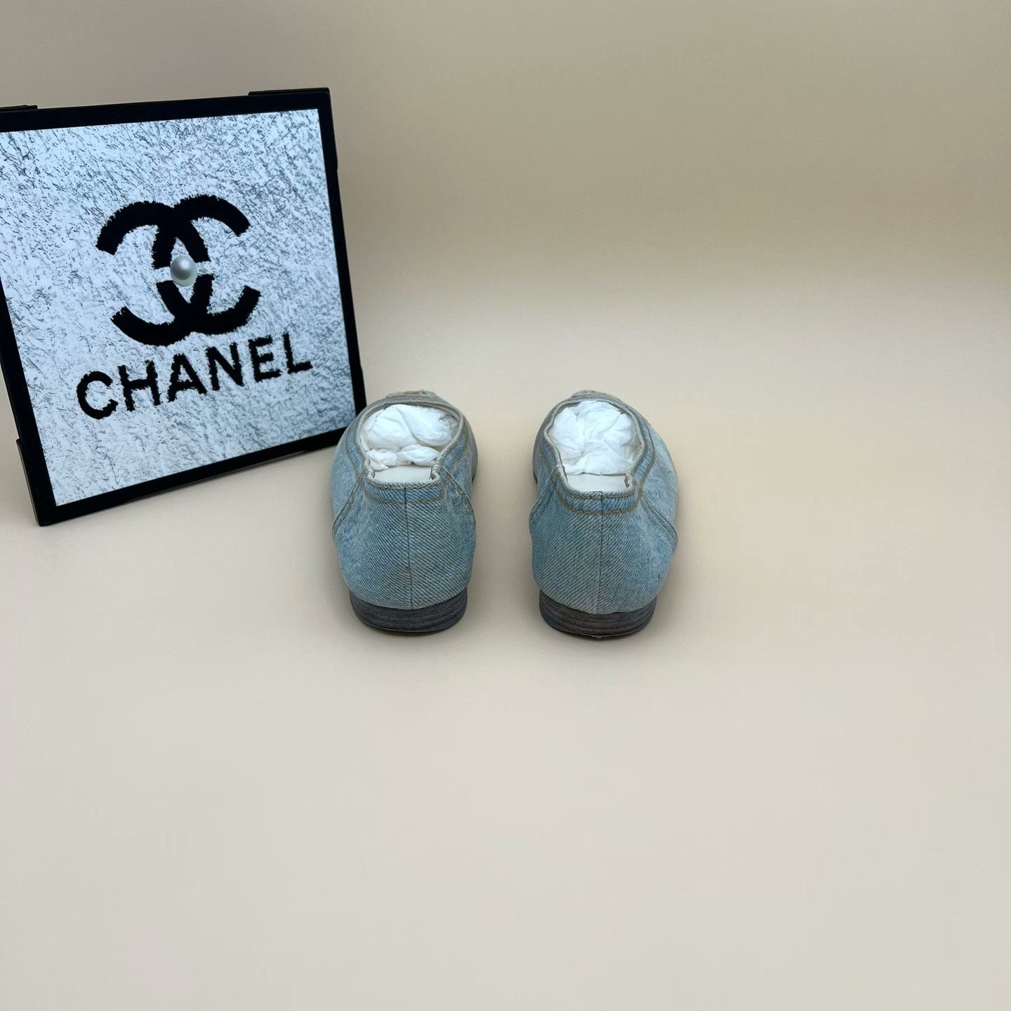 Chanel Chanel Casual Denim Lowtop Sneakers us_7 Women Size US 7 / IT 37 - 3 Thumbnail
