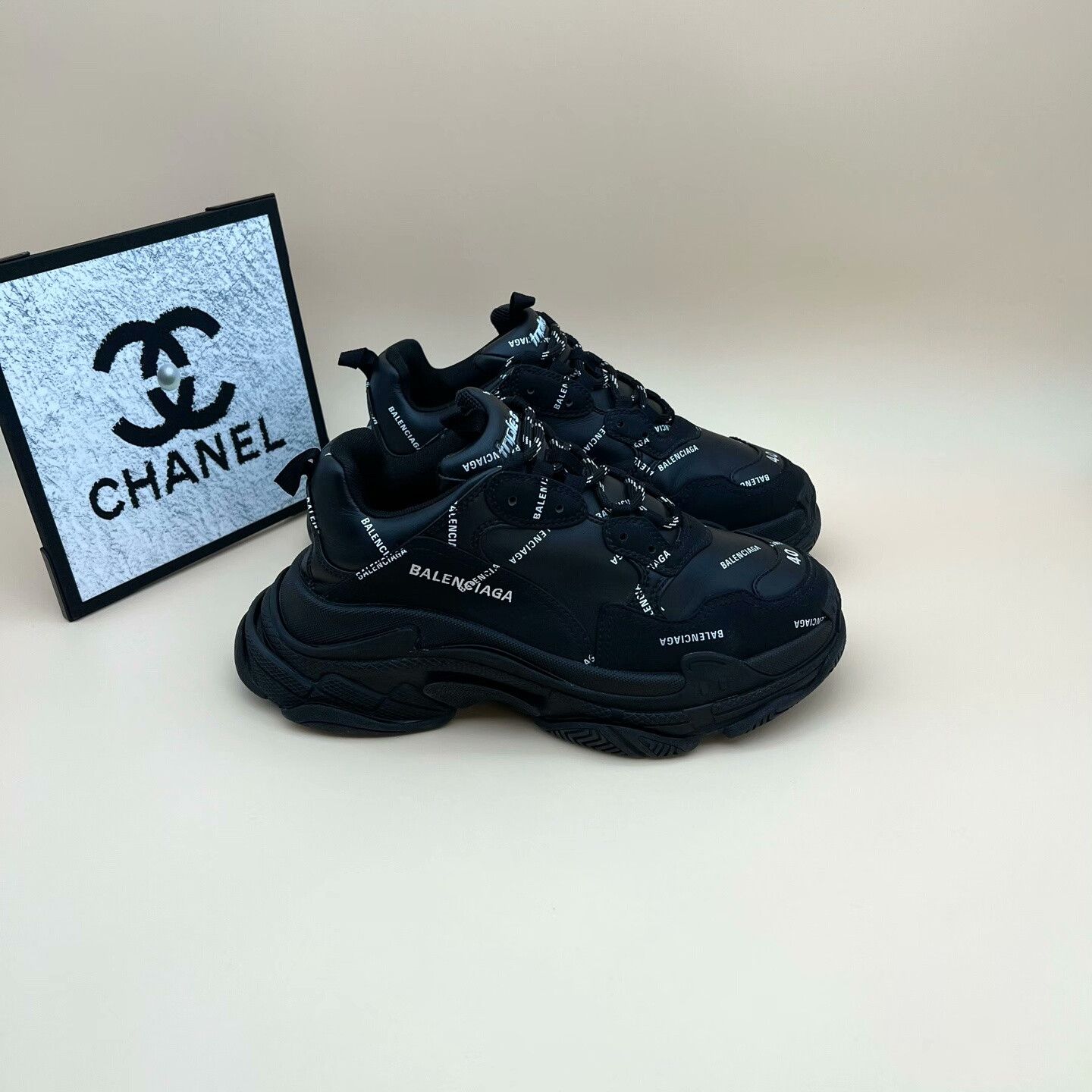 Balenciaga Balenciaga Lowtop Sneakers 7 Men Size US 7 / EU 40 - 4 Thumbnail