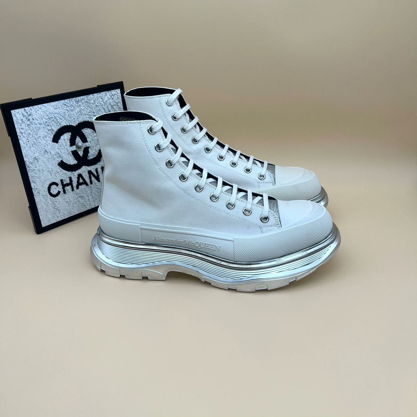 Alexander McQueen Alexander McQueen White Boots 12 Men Size US 12 / EU 45 - 4 Thumbnail