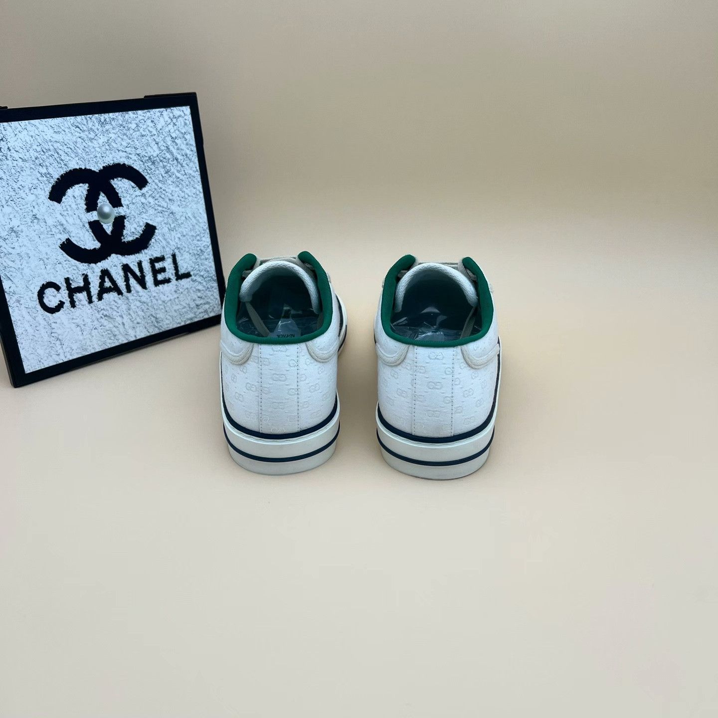 Gucci Gucci Tennis Lowtop Sneakers 8 Men Size US 8 / EU 41 - 3 Thumbnail