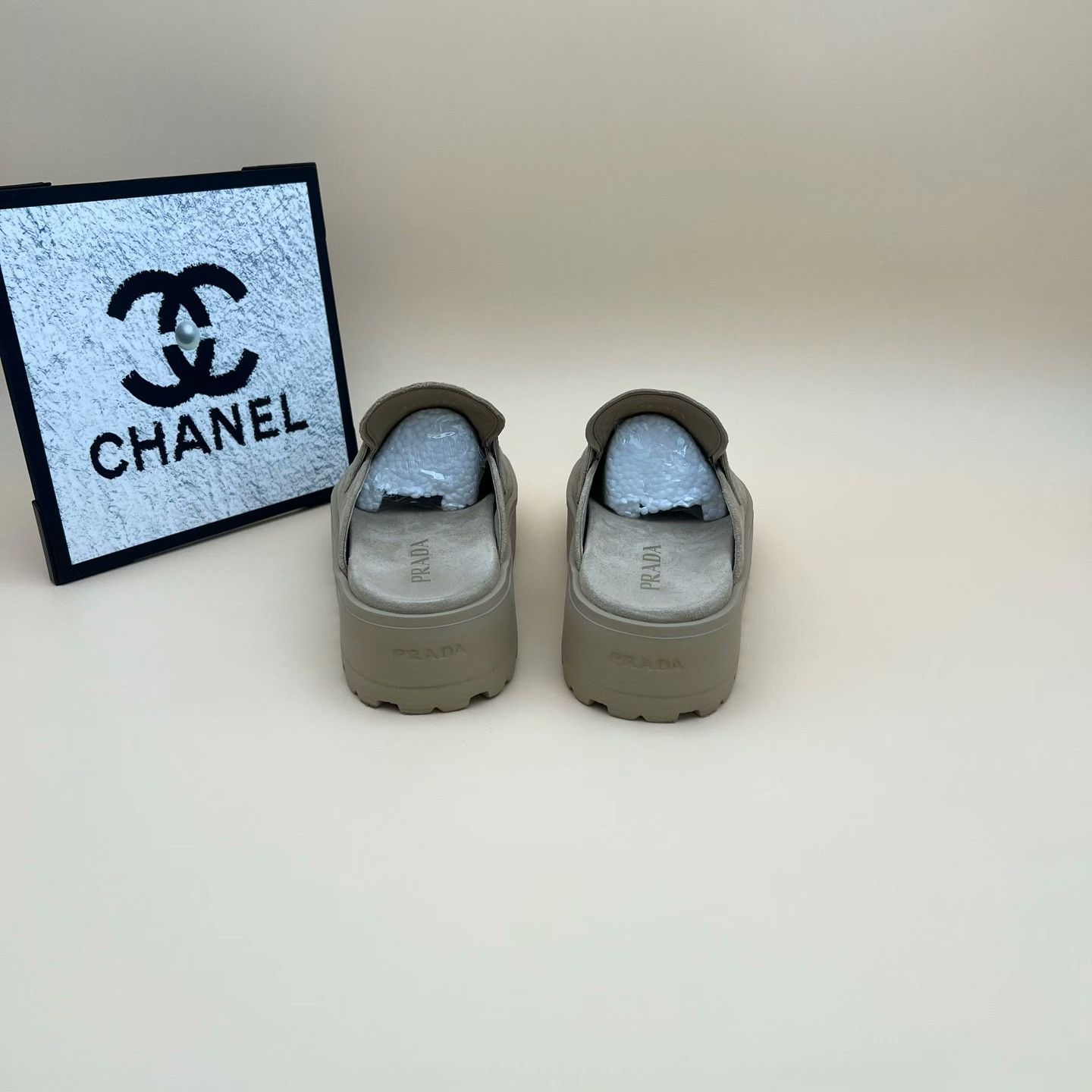 Prada Prada Gold Sandals us_5 Women Size US 5 / IT 35 - 3 Thumbnail