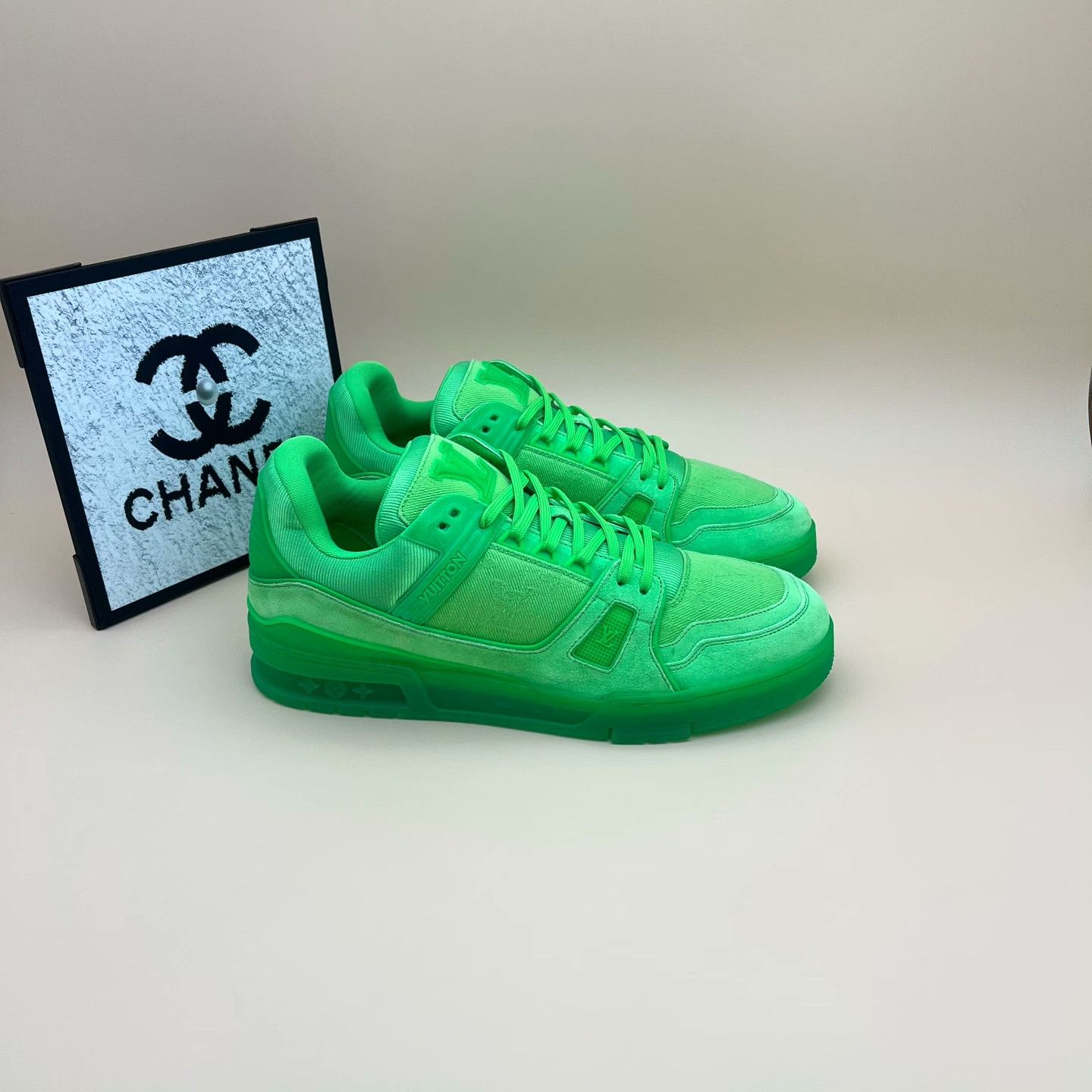 Louis Vuitton Louis Vuitton Training Green Lowtop Sneakers 10 Men Size US 10 / EU 43 - 4 Thumbnail