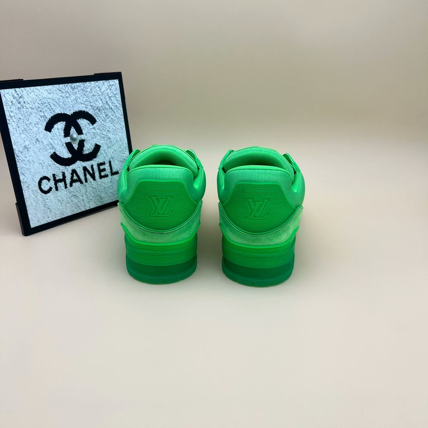Louis Vuitton Louis Vuitton Training Green Lowtop Sneakers 10 Men Size US 10 / EU 43 - 3 Thumbnail