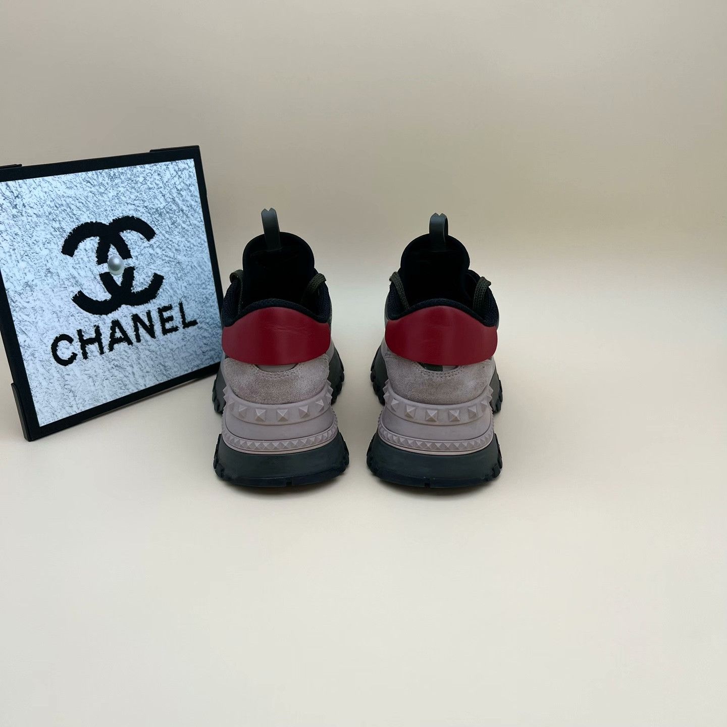 Valentino Valentino Running Lowtop Sneakers us_6 Women Size US 6 / IT 36 - 3 Thumbnail