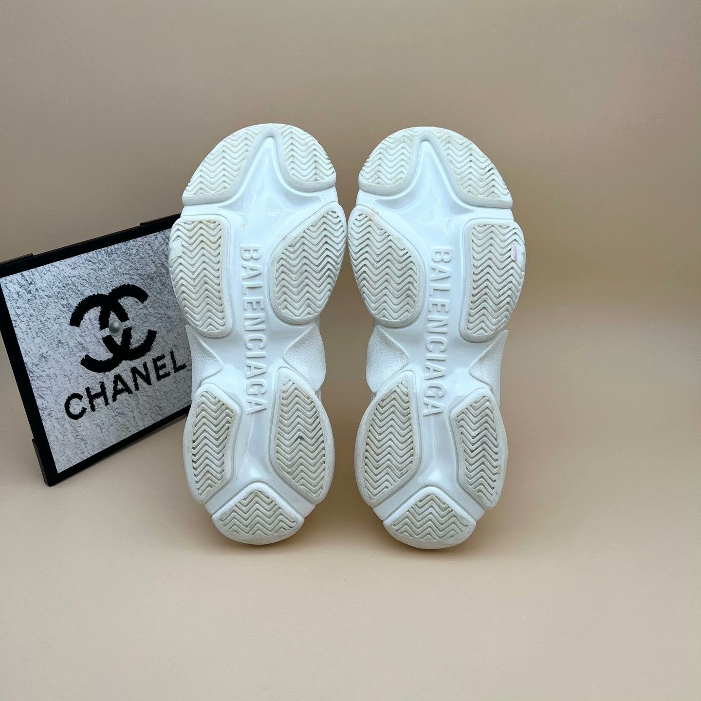 Balenciaga Balenciaga Casual Lowtop Sneakers 10 Men Size US 10 / EU 43 - 5 Thumbnail