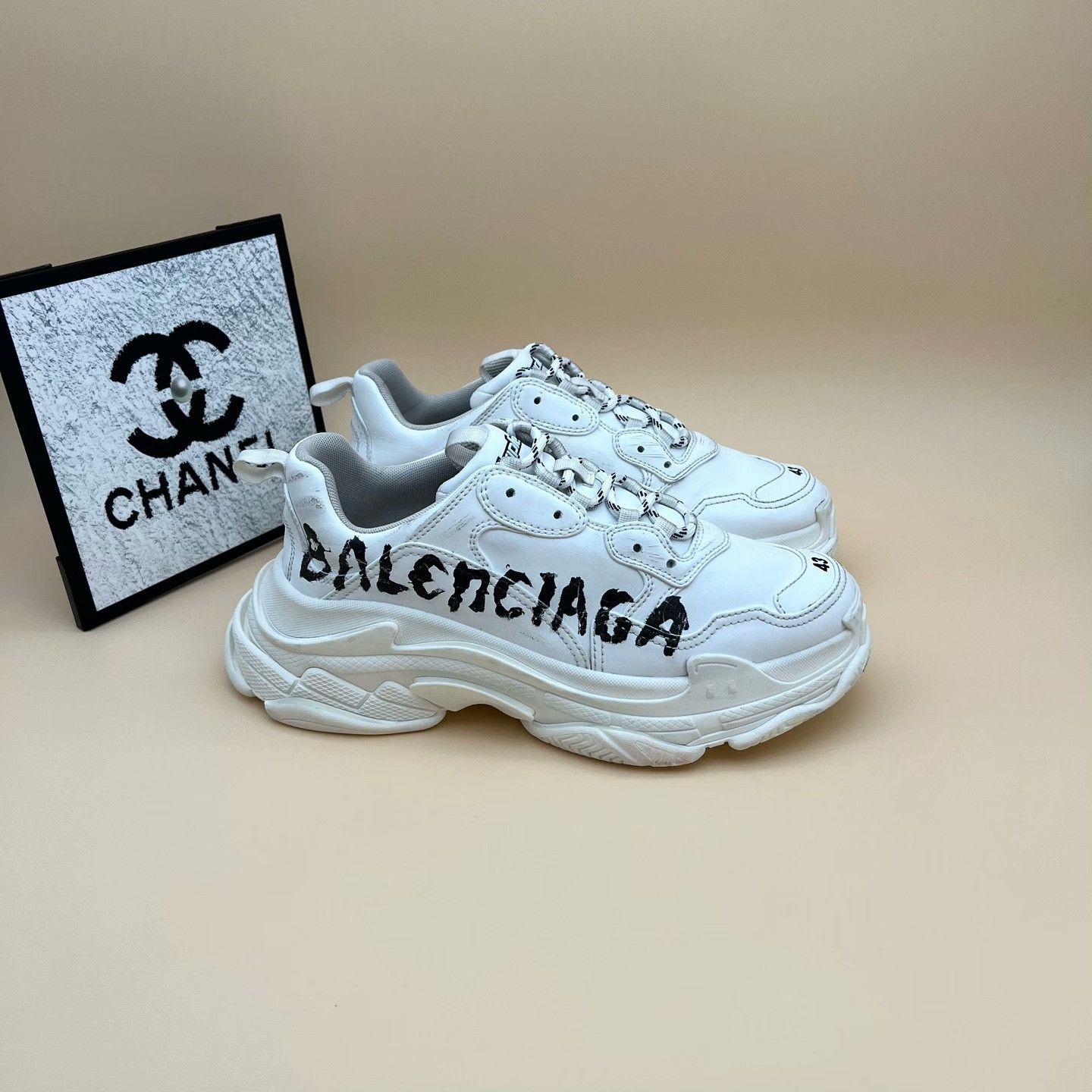 Balenciaga Balenciaga Casual Lowtop Sneakers 10 Men Size US 10 / EU 43 - 4 Thumbnail