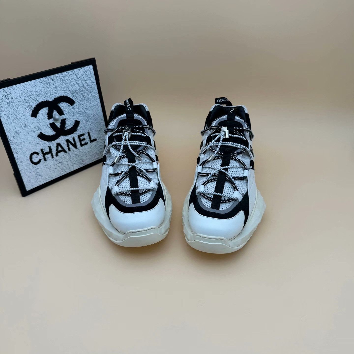 Jimmy Choo Jimmy Choo Casual Lowtop Sneakers us_12 Women Size US 12 / IT 42 - 2 Thumbnail