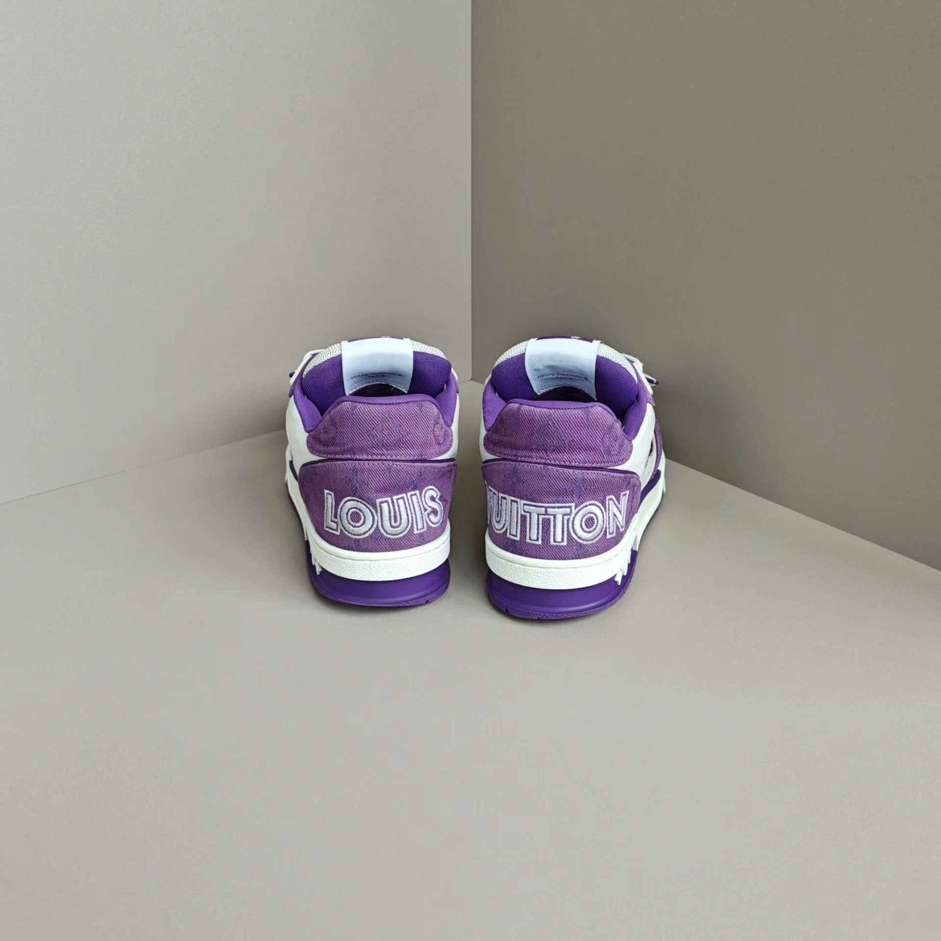 Louis Vuitton Louis Vuitton Training White Lowtop Sneakers 7 Men Size US 7 / EU 40 - 3 Thumbnail