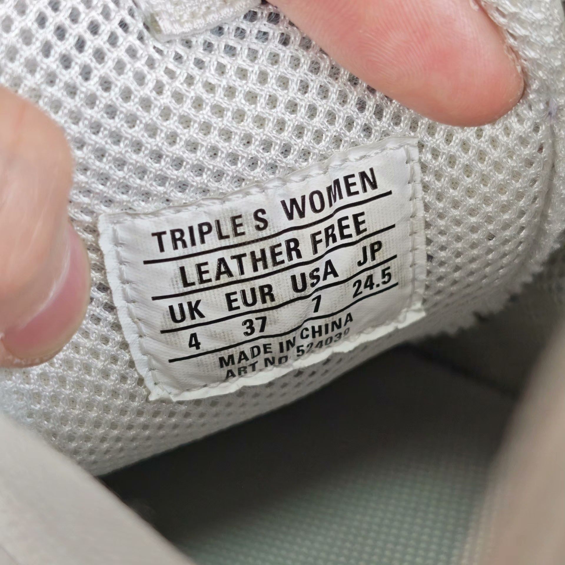 Balenciaga Balenciaga Lowtop Sneakers us_7 Women Size US 7 / IT 37 - 6 Thumbnail