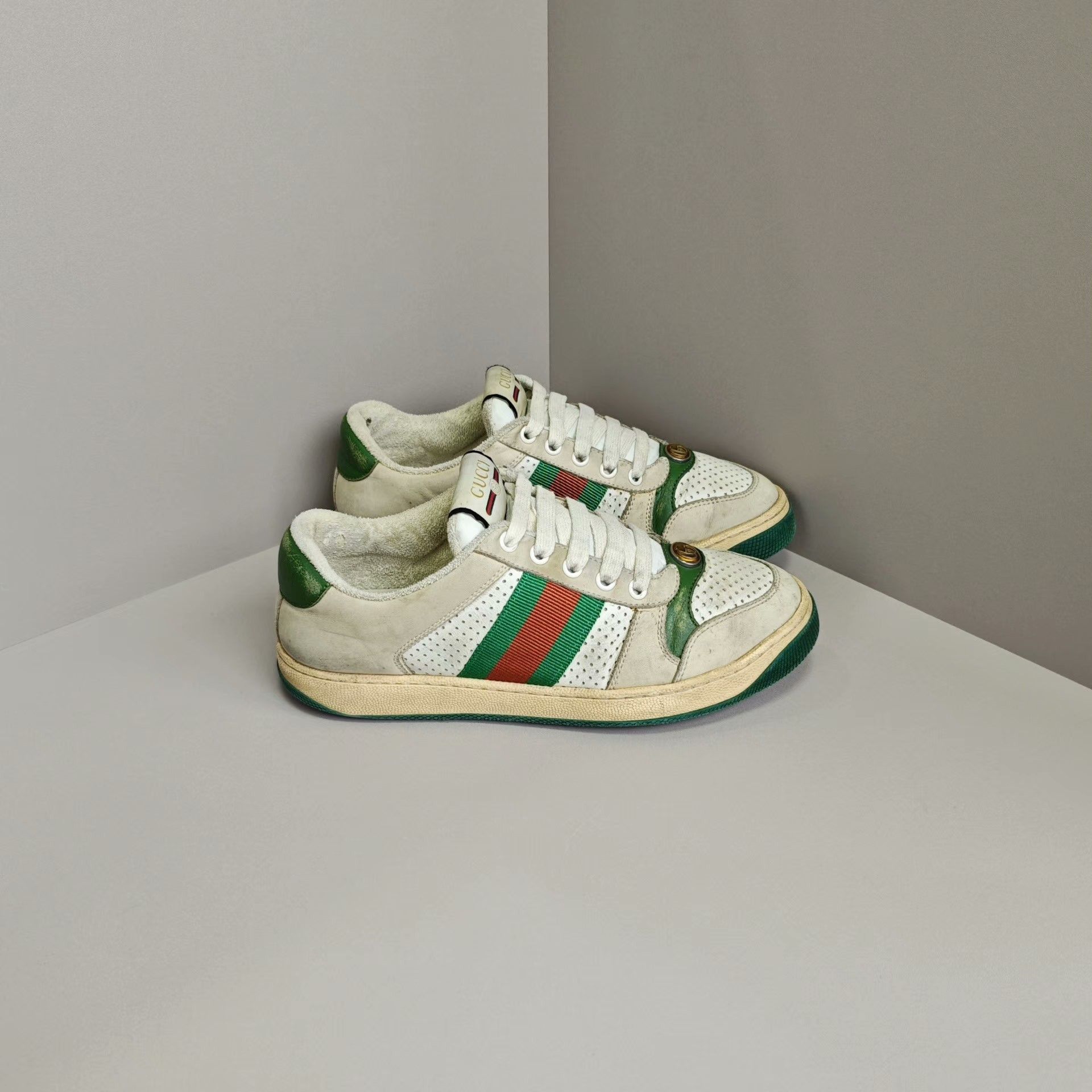 Gucci Gucci Lowtop Sneakers us_6 Women Size US 6 / IT 36 - 4 Thumbnail