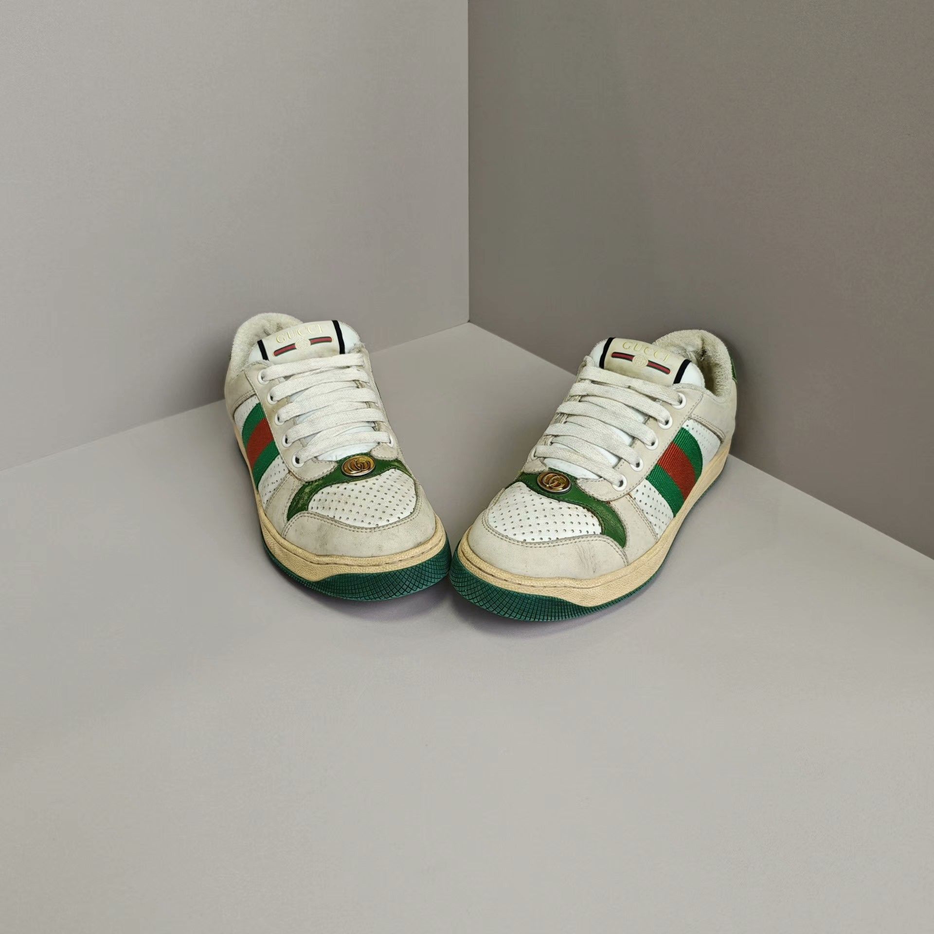 Gucci Gucci Lowtop Sneakers us_6 Women Size US 6 / IT 36 - 2 Thumbnail
