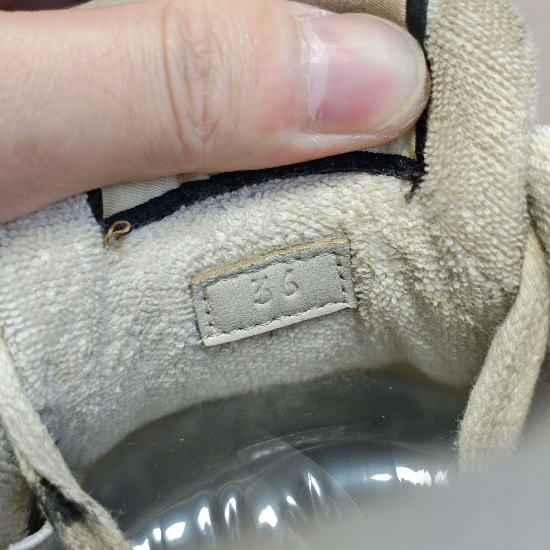 Gucci Gucci Lowtop Sneakers us_6 Women Size US 6 / IT 36 - 6 Thumbnail